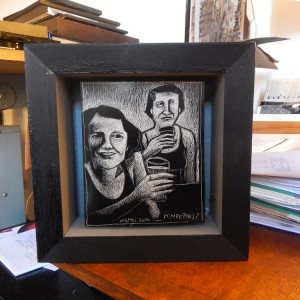 “Pompettes ?” - Carte à gratter - Format 12 x 14 cm - cadre = boîte en bois de 20 x 20 cm